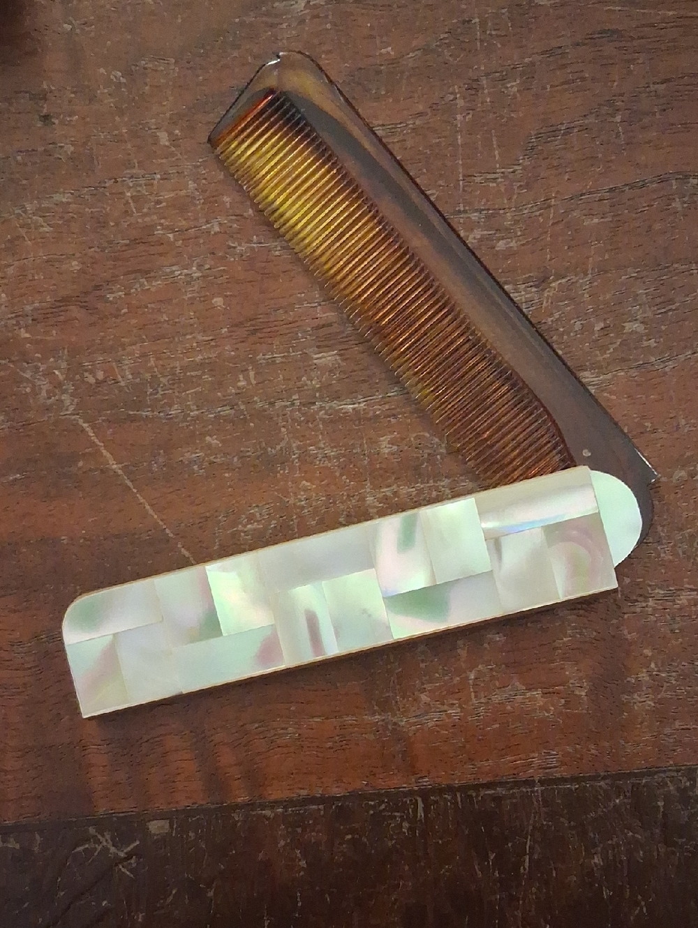 Mother of Pearl Folding Pocket Comb - Iridescent White & Brown